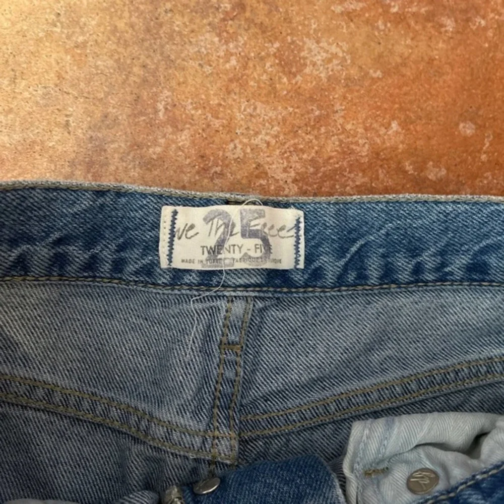 We The Free button fly destroyed jeans - Picture 3 of 5